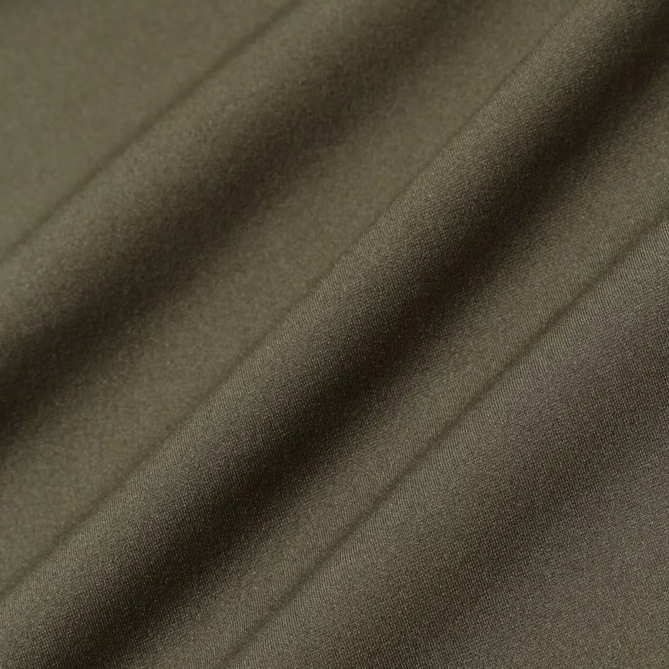 And Wander Hybrid Warm Pocket Hoodie Dark Green - Image 3